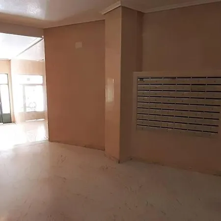 Apartment Cozy @ 3br Near Promenade!